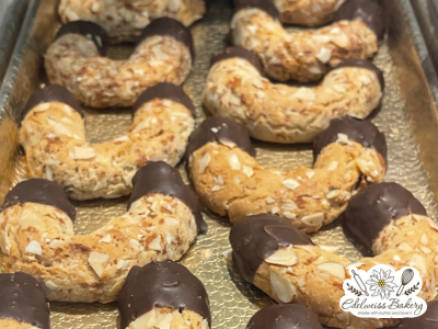 edelweiss-bakery-almond-crescents