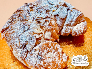 edelweiss-bakery-almond-rasberry-croissant