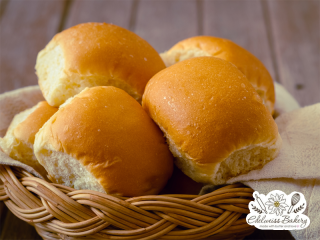 edelweiss-bakery-dinner-rolls
