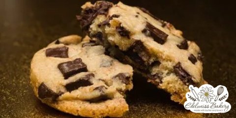 chocolate-chunk-cookie