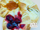 edelweiss-bakery-apricot-cheese-cherry-danishes