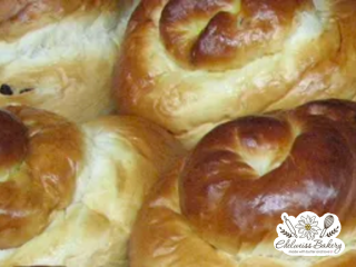 edelweiss-bakery-challah-rolls