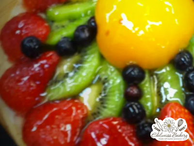 edelweiss-bakery-fresh-fruit-torte-special-order