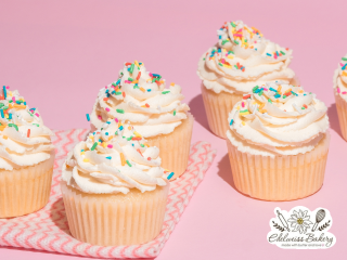edelweiss-bakery-vanilla-cupcakes