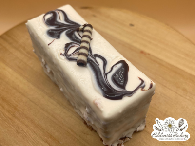 edelweiss-bakery-marble-cake-slice