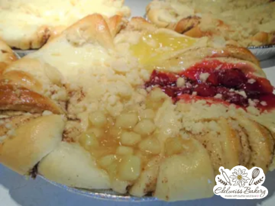 edelweiss-bakery-multi-fruit-ring