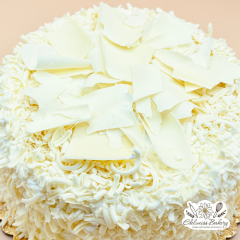 edelweiss-bakery-white-chocolate-shavings-cake