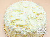 edelweiss-bakery-white-chocolate-shavings-cake