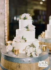 wedding-cake-design-3-stucco-lines-1